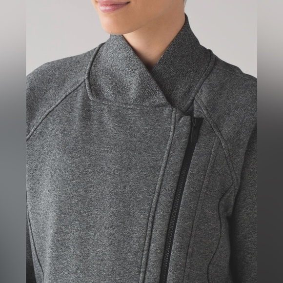 Lululemon Back To It Wrap Heathered Speckled Charcoal Black Jacket Size 4 - Picture 2 of 13